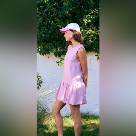 Pink Sleeveless Bubble Hem Dress - Picture 3 of 4